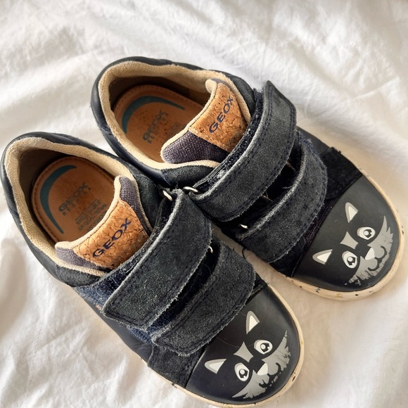 Geox Kids' Navy and Tan Cat Sneakers - Picture 1 of 6